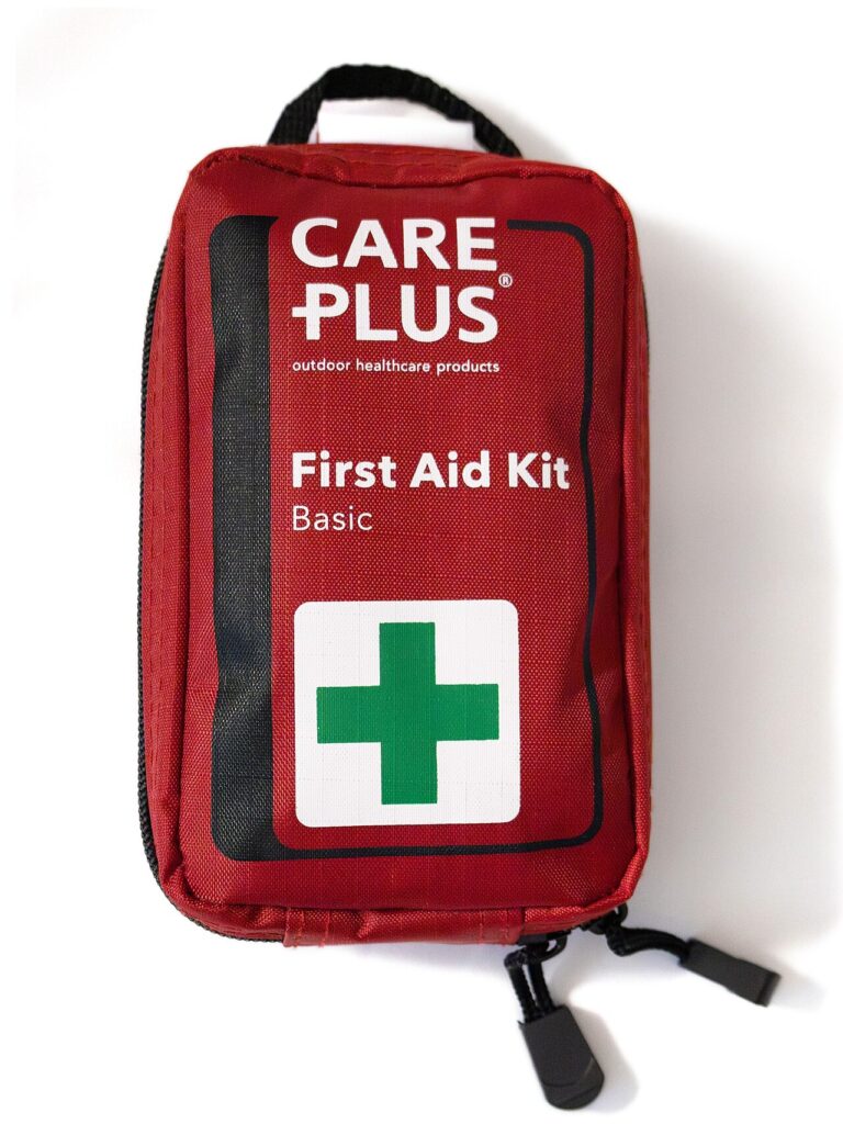 First aid kit (photo: Renée Kools, CC BY 4.0, Wikimedia Commons)